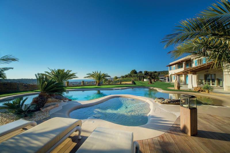 Pourquoi choisir une piscine Lagon dans les Bouches du Rhône ?