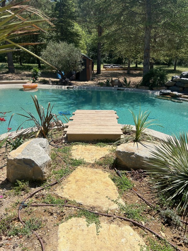 Piscinella Sud : Votre piscine naturelle sur mesure dans le Var, les Bouches-du-Rhône, les Alpes-Maritimes et en Corse